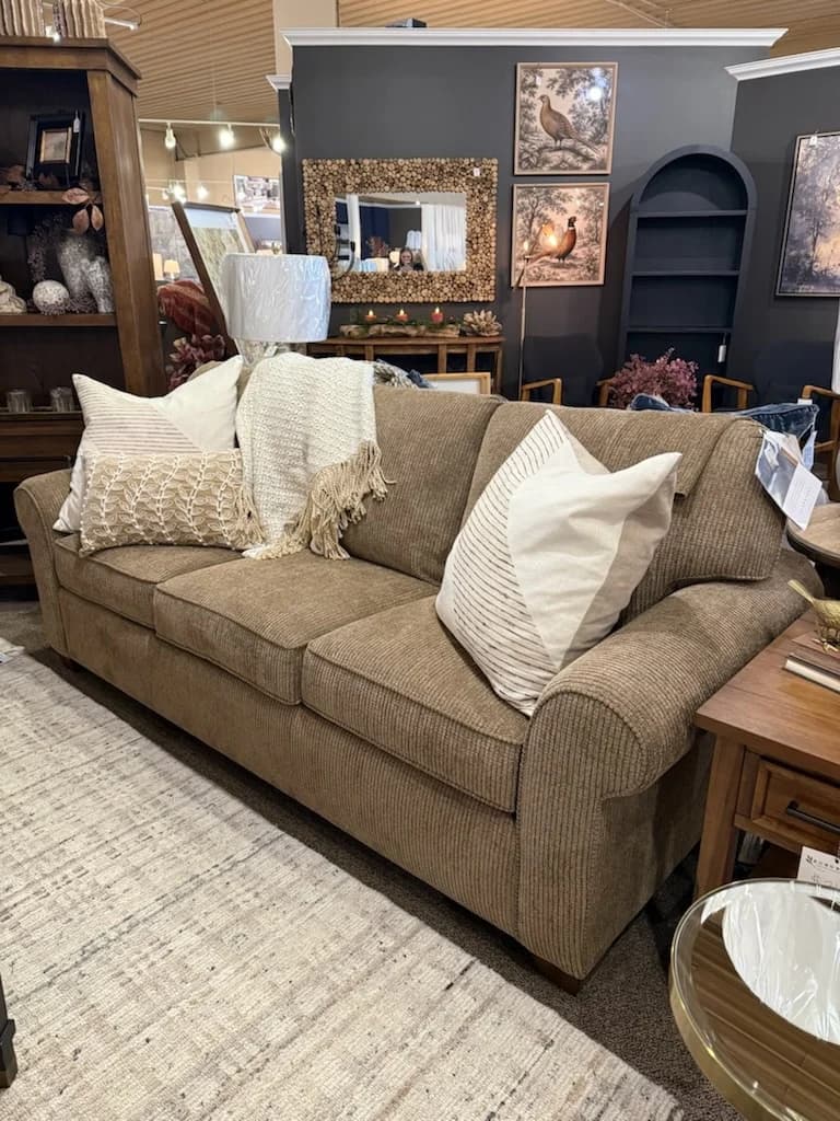 South Haven Thornton Sofa in 197-72